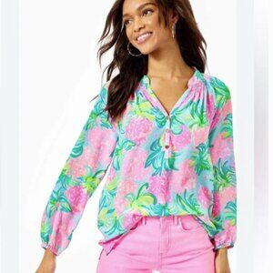 Lilly Pulitzer ELSA 100% Silk Top Pineapple Shake size Medium NWT